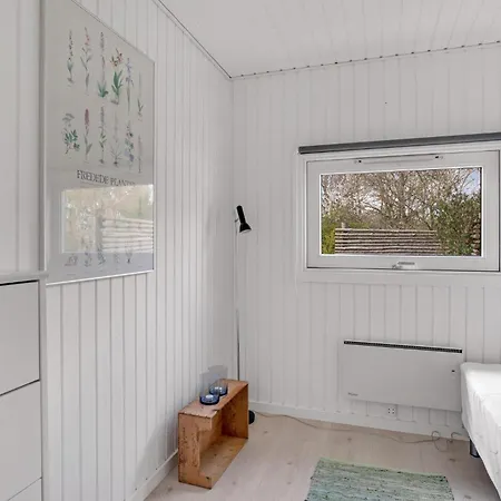 3 Bedroom Pet Friendly In