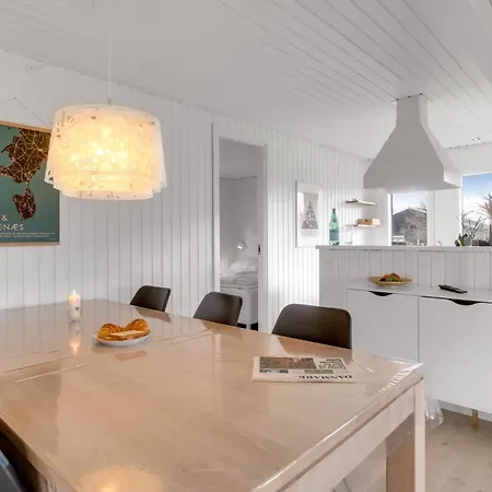 Сasa de vacaciones 3 Bedroom Pet Friendly In Knebel